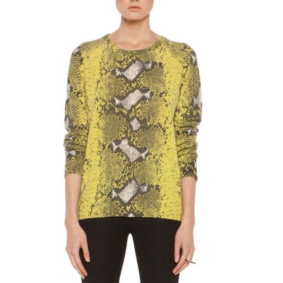Equipment Femme Cashmere Sloane Diamondback Python Sweater Blazing Yellow Size M - Picture 2 of 13